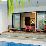 La Casa Marina & Hotel