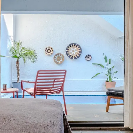 Hotel La Casa Marina & *